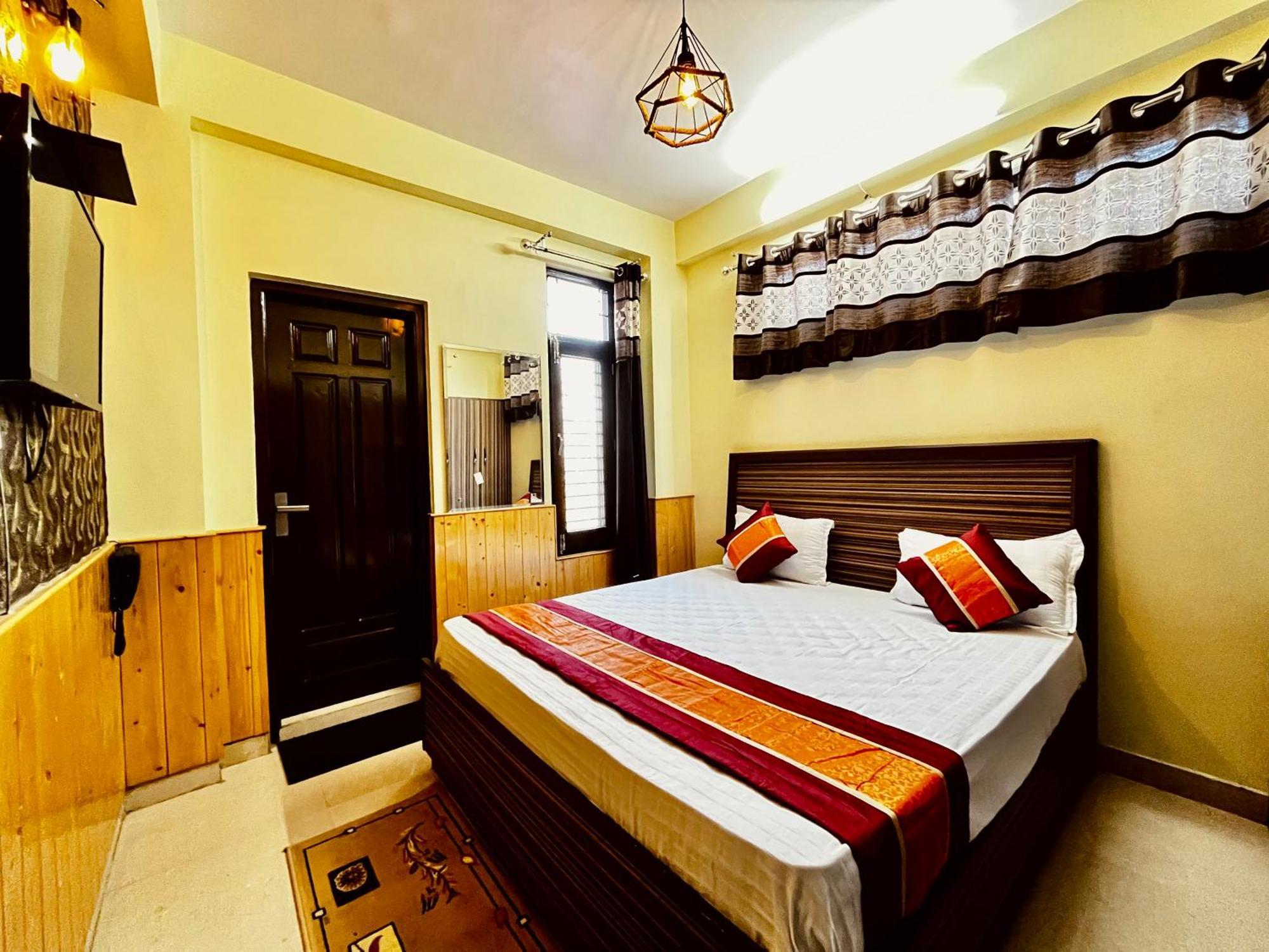 Puri'S Bnb Shimla Exterior foto